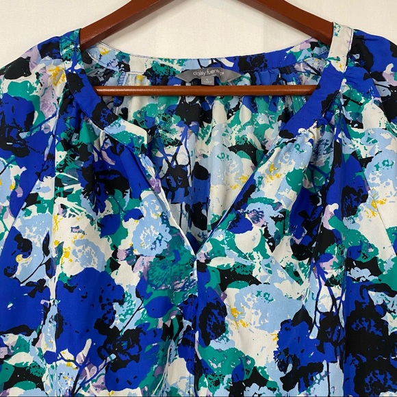 DAISY FUENTES Blue Floral Career Blouse V Neckline Size Large - Picture 2 of 7